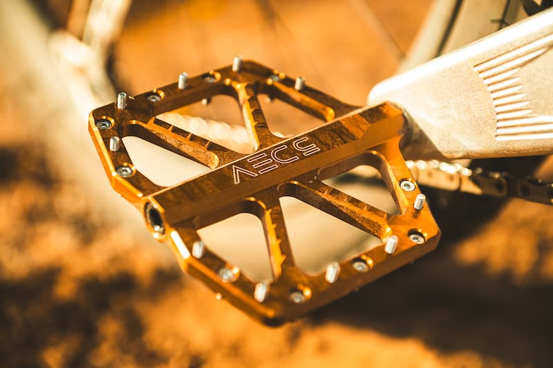 5DEV Introduces the Jumpline Pedal - Pinkbike