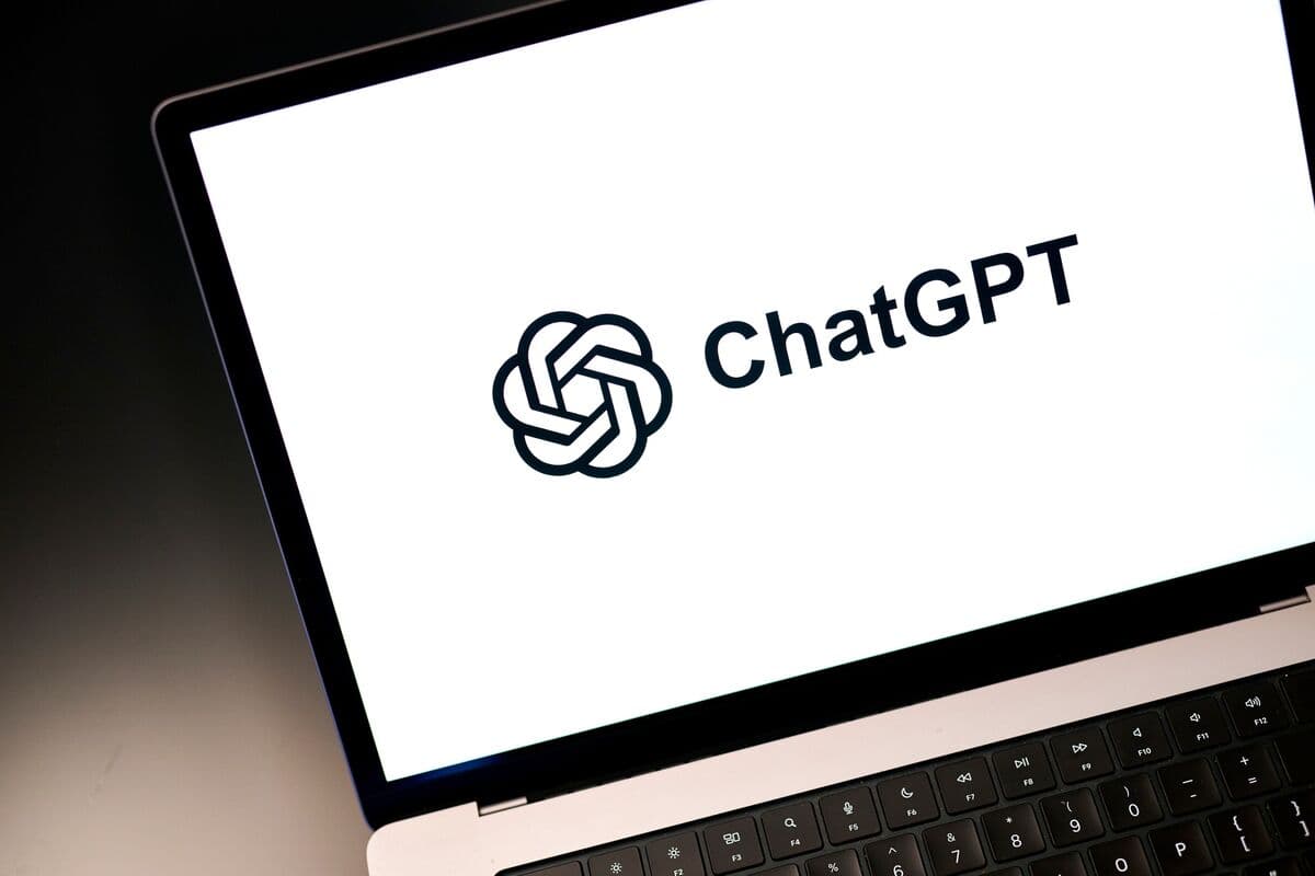 OpenAI Releases Cyber Model to Limited Group in Race With Mythos - Bloomberg.com