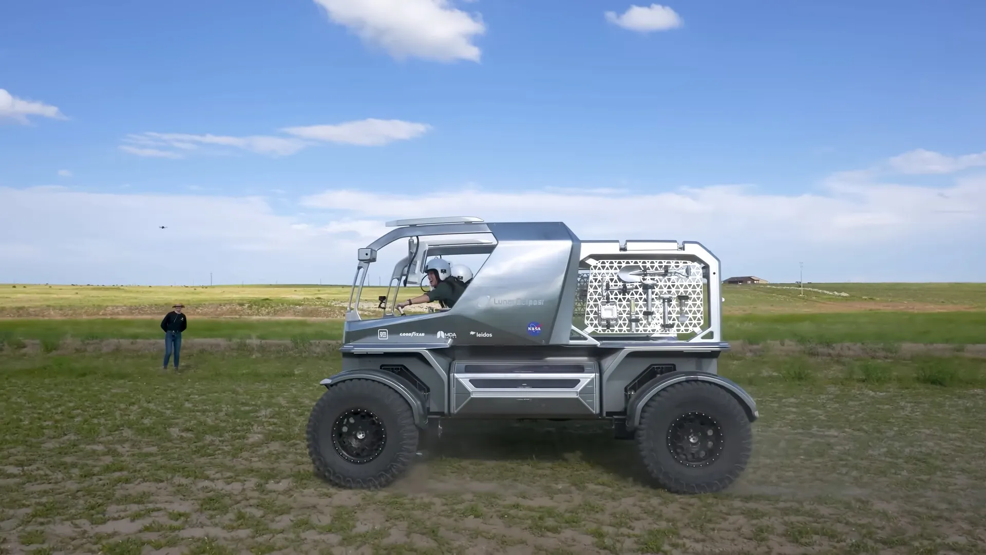 Driving On The Moon At A Blistering 11.6 MPH - Hackaday