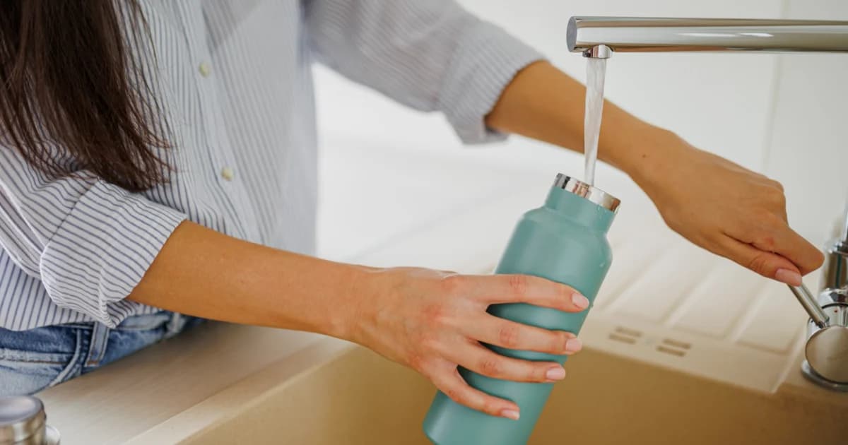 How often should you be cleaning your reusable water bottle? Here’s what experts had to say - NBC News