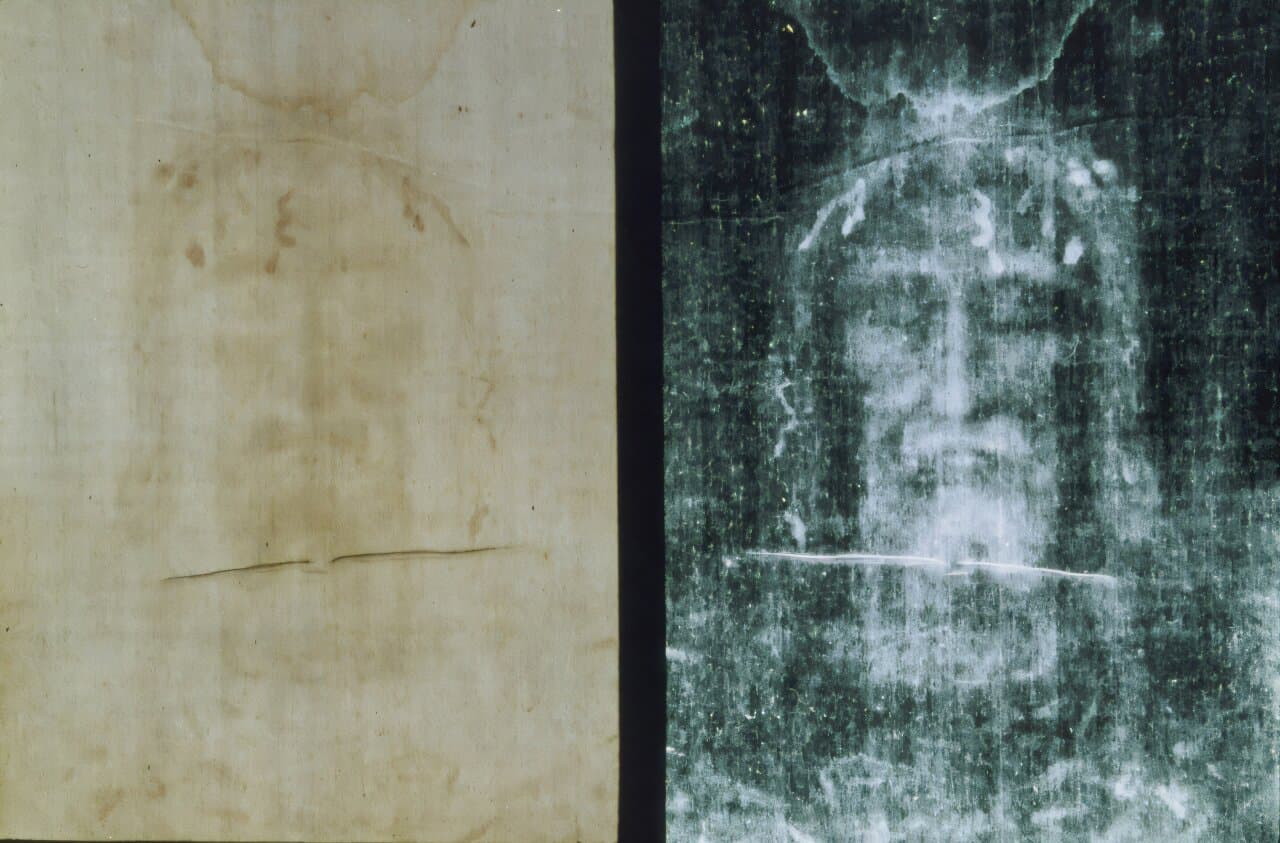 Shroud of Turin DNA sheds light on its biological history - Phys.org